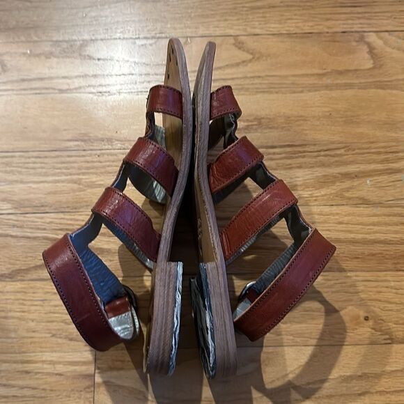 Fiorentini + Baker EU 38 or US 7.5 gladiator sandals cognac leather silver studs - Picture 3 of 6